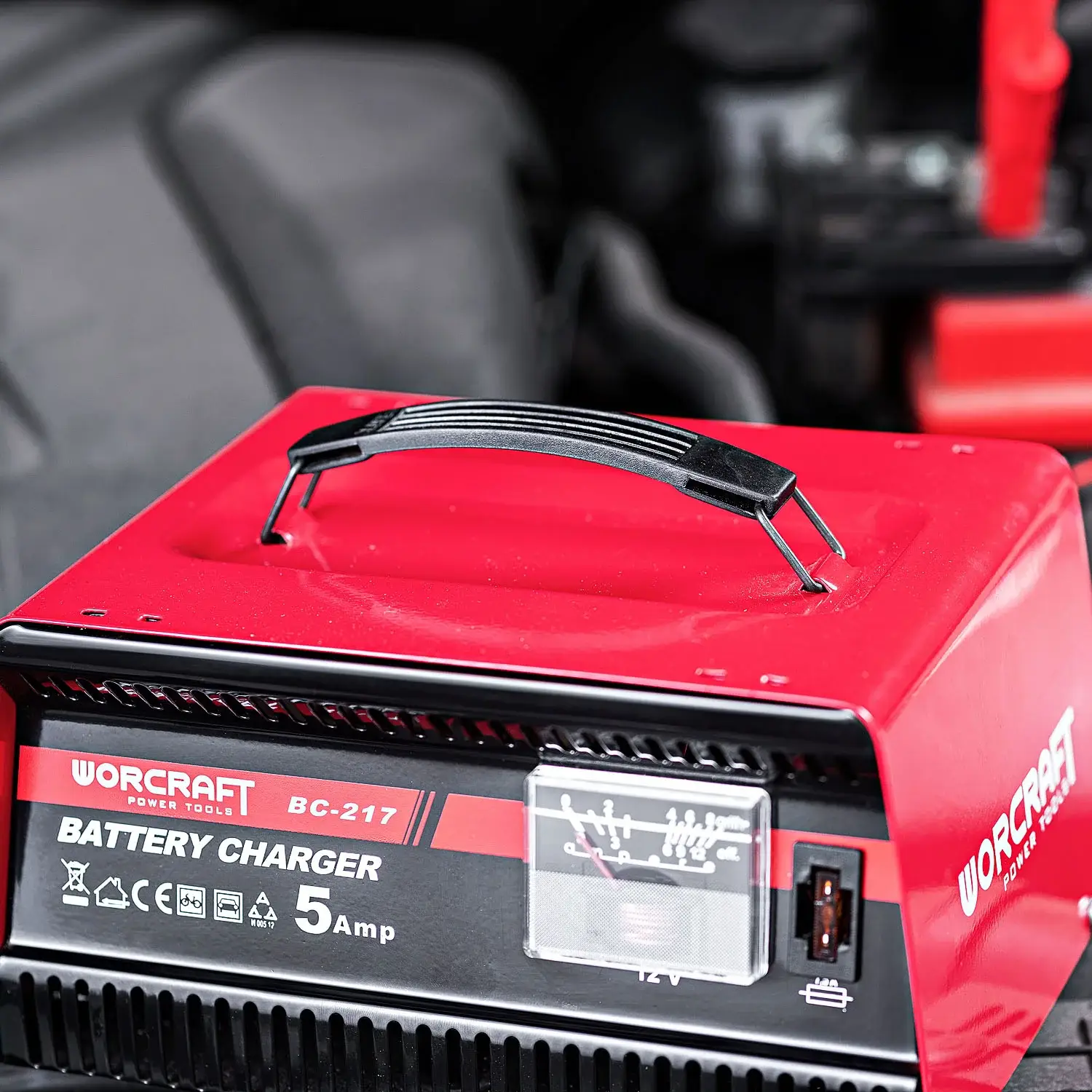Incarcator acumulatoare masini Worcraft BC-217